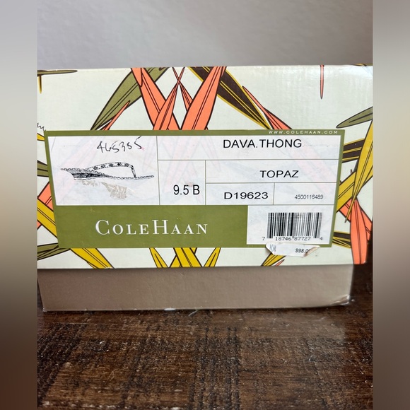 Y2K Cole Haan Dava Thong Orange (Topaz) Leather Clear Stone Embellishment 9.5 - Picture 8 of 8